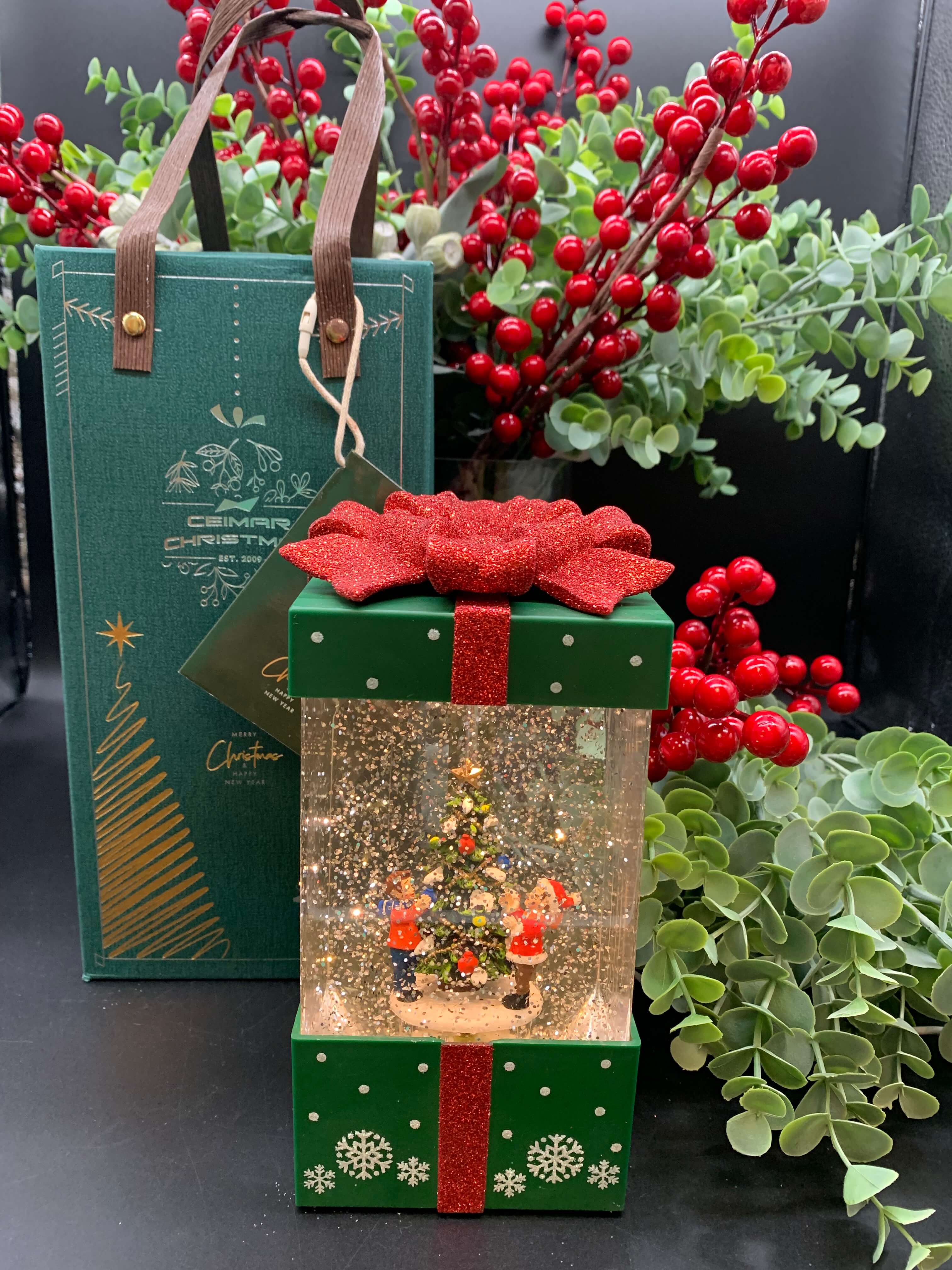 Christmas Giftbox Lantern